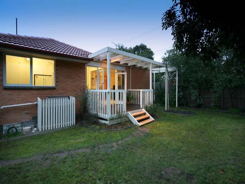 1 Collier Court, Burwood VIC 3125