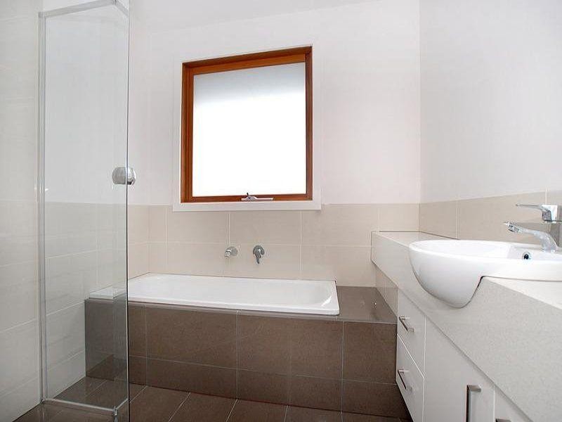 53 Hinkler Road, Glen Waverley VIC 3150