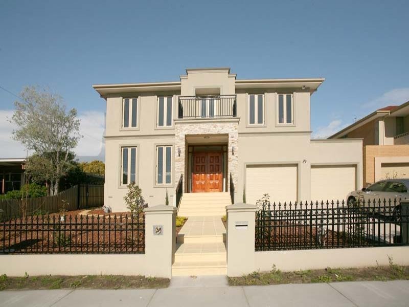 14 Fairhills Parade, Glen Waverley VIC 3150