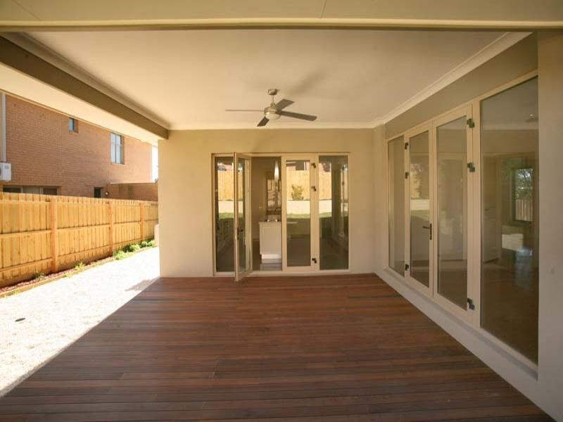 14 Fairhills Parade, Glen Waverley VIC 3150