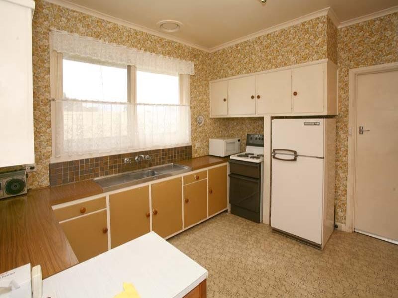 19 Edith Street, Glen Waverley VIC 3150