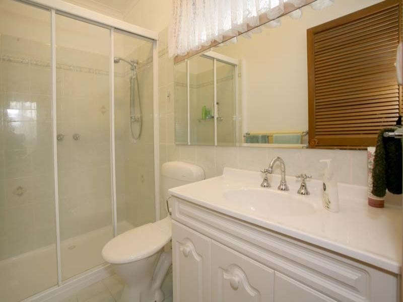 18 Lola Street, Mulgrave VIC 3170