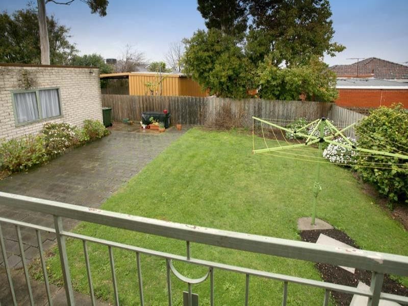 18 Lola Street, Mulgrave VIC 3170