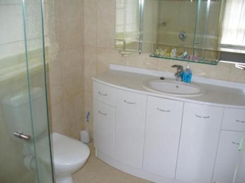 10 Kenross Drive, Wheelers Hill VIC 3150