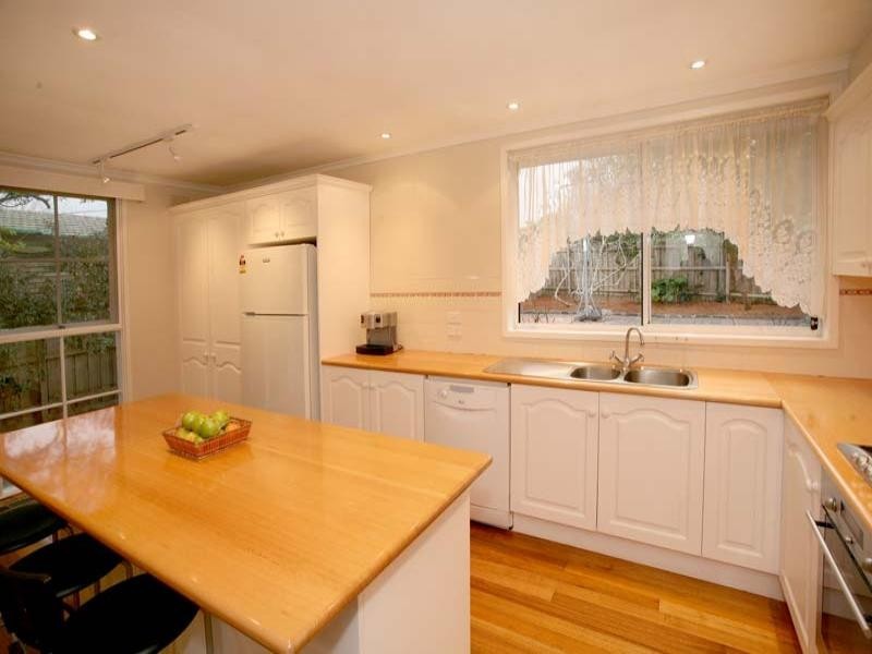 1 Chandor Court, Notting Hill VIC 3168