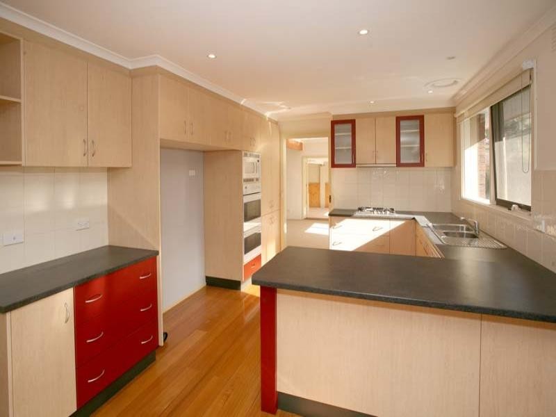 24 Aston Heath, Glen Waverley VIC 3150