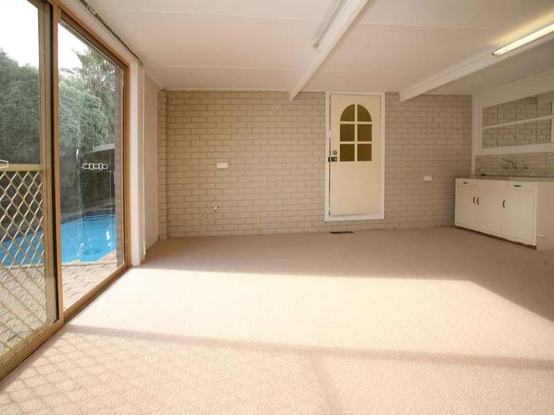 24 Aston Heath, Glen Waverley VIC 3150