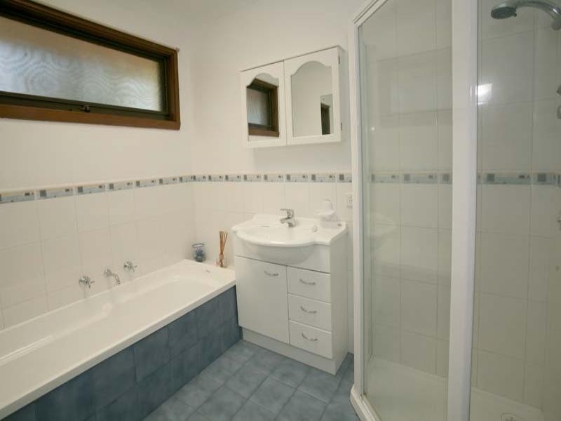 15 Lindau Drive, Vermont South VIC 3133