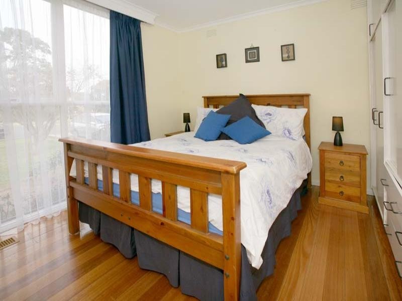 3 Pemberley Drive, Notting Hill VIC 3168
