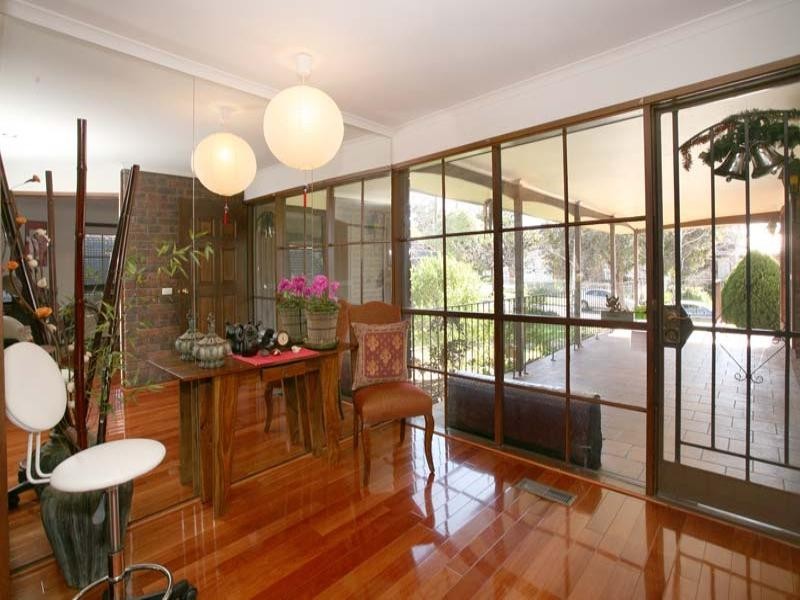 12 Eastleigh Drive, Glen Waverley VIC 3150