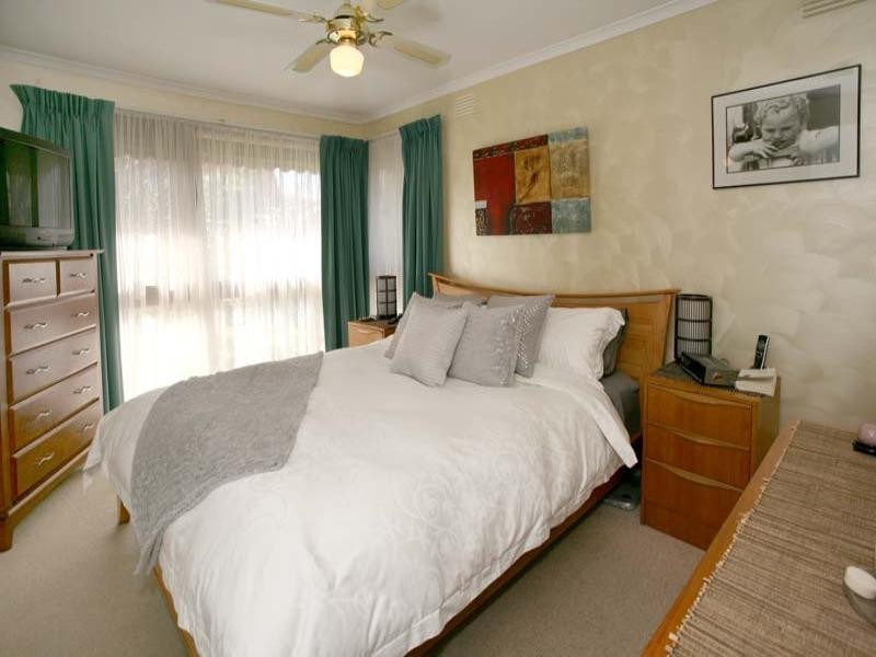 40 Mackellar Avenue, Wheelers Hill VIC 3150