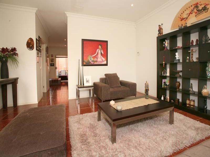 13/1 Mckelvie Court, Glen Waverley VIC 3150