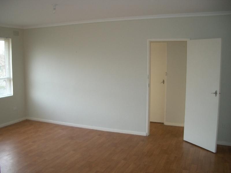 8/7 Leonard Avenue, Noble Park VIC 3174