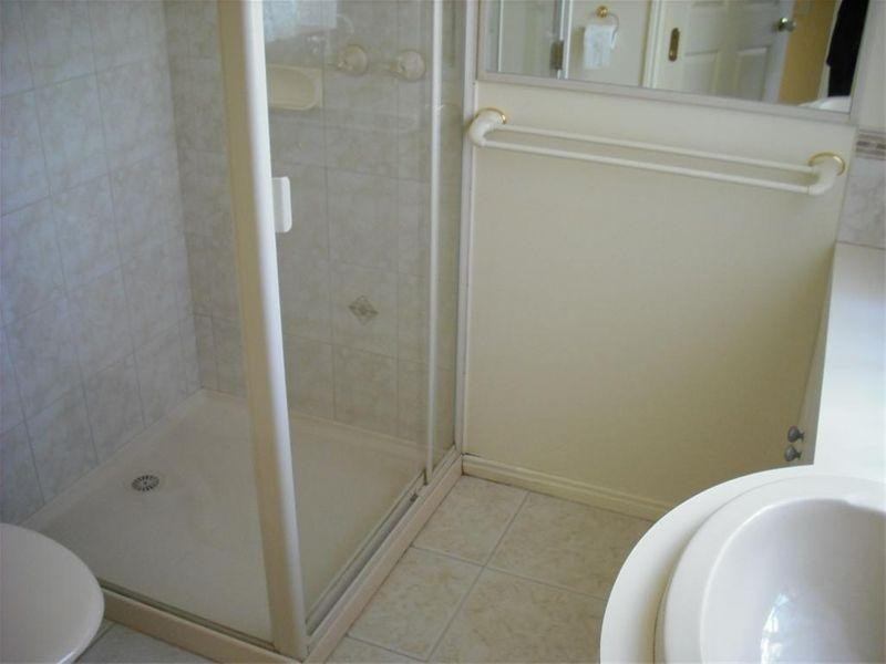 2/39 Jessica Close, Wantirna South VIC 3152