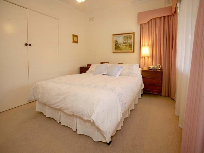 17 Joy Street, Mount Waverley VIC 3149