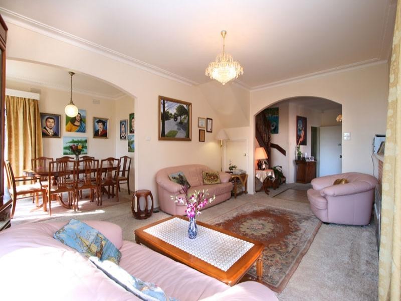 35 Ralton Avenue, Glen Waverley VIC 3150