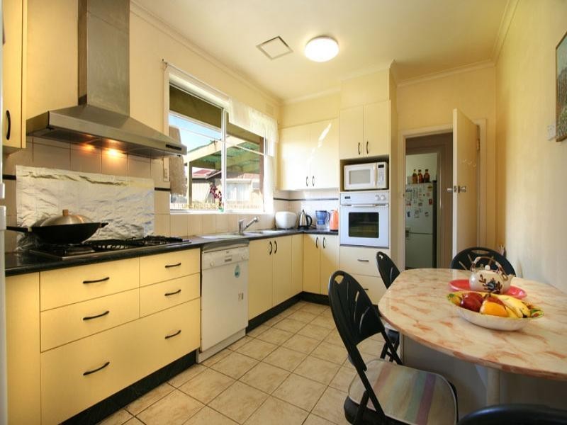 35 Ralton Avenue, Glen Waverley VIC 3150