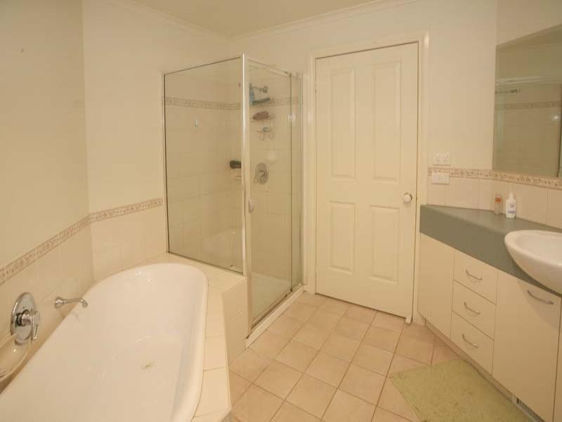 3/10 Elwood Street, Notting Hill VIC 3168