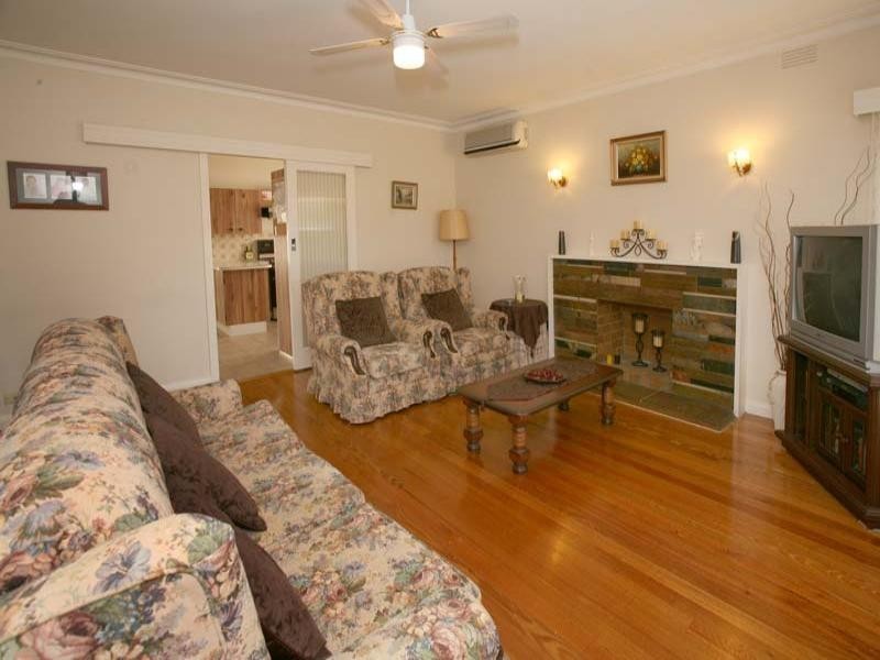 31 Lebanon Crescent, Mulgrave VIC 3170