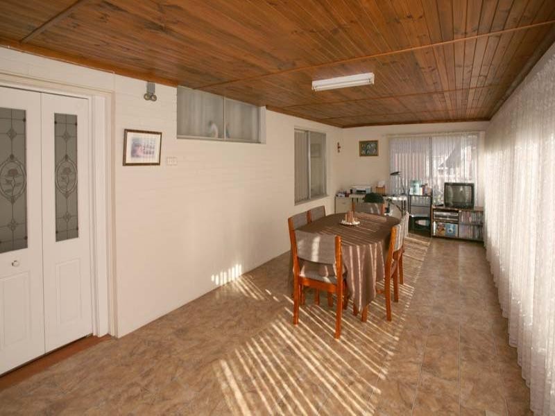 31 Lebanon Crescent, Mulgrave VIC 3170