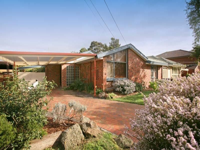 77 Chancellor Drive, Wheelers Hill VIC 3150