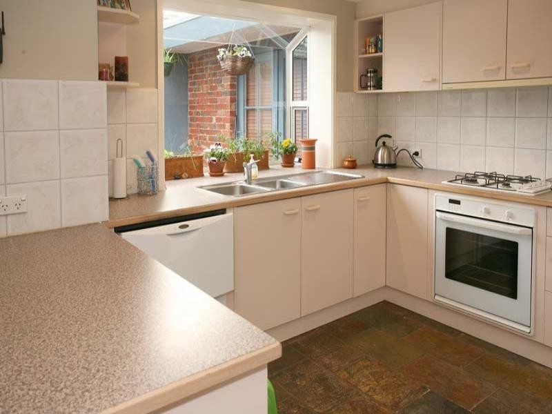 77 Chancellor Drive, Wheelers Hill VIC 3150