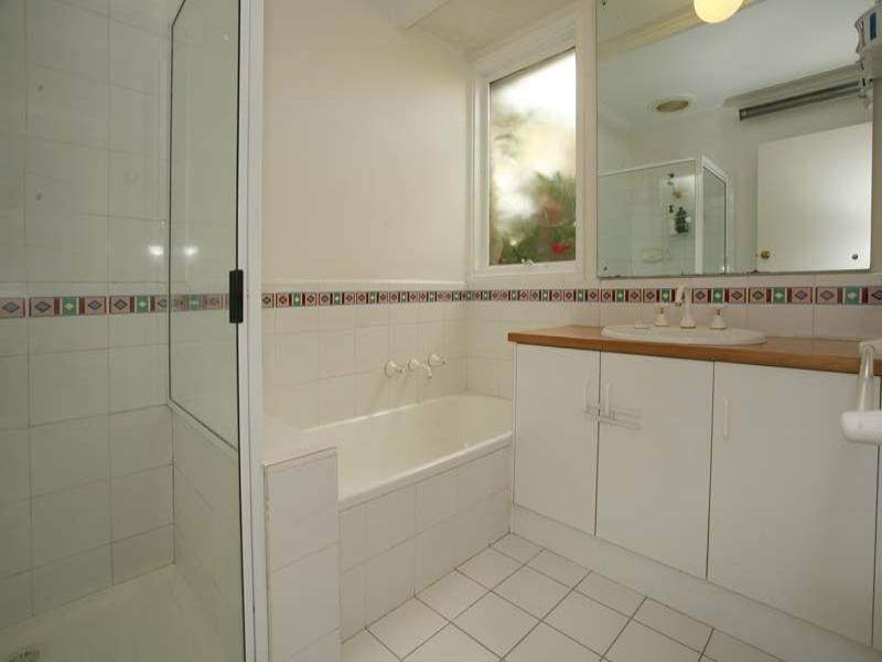 77 Chancellor Drive, Wheelers Hill VIC 3150