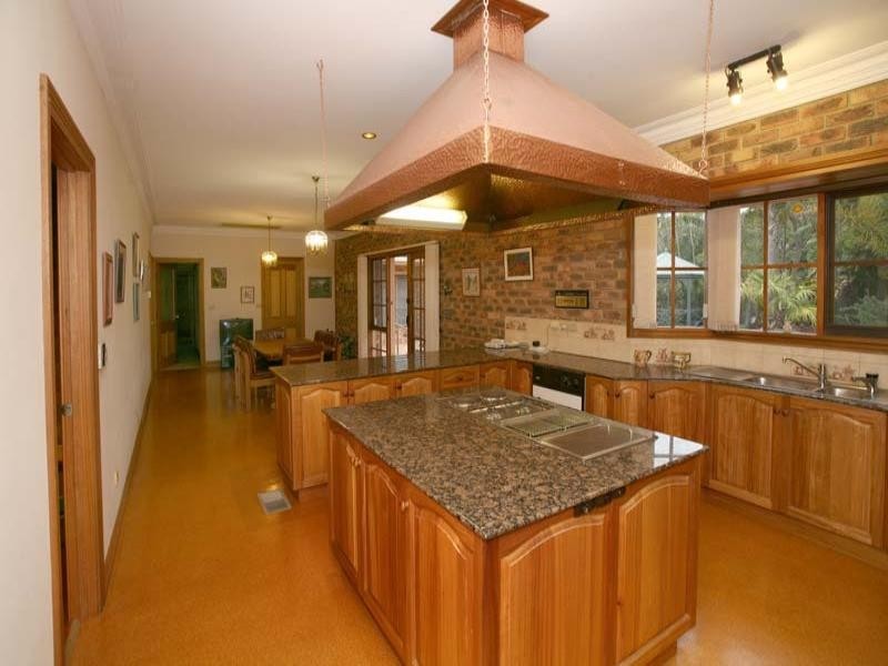 31 Livingstone Road, Vermont South VIC 3133