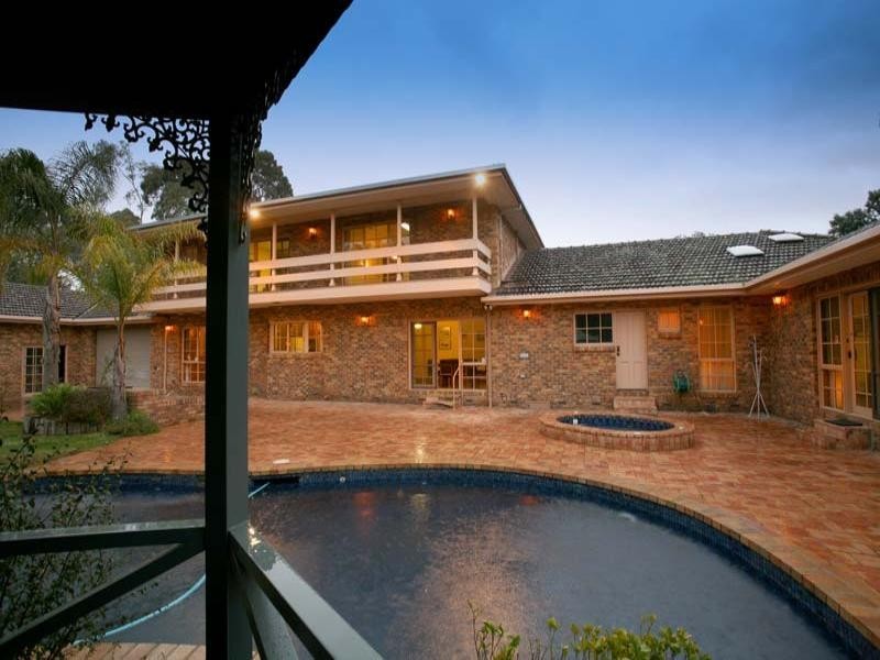 31 Livingstone Road, Vermont South VIC 3133