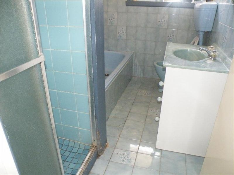 40 Kinnoull Grove, Glen Waverley VIC 3150