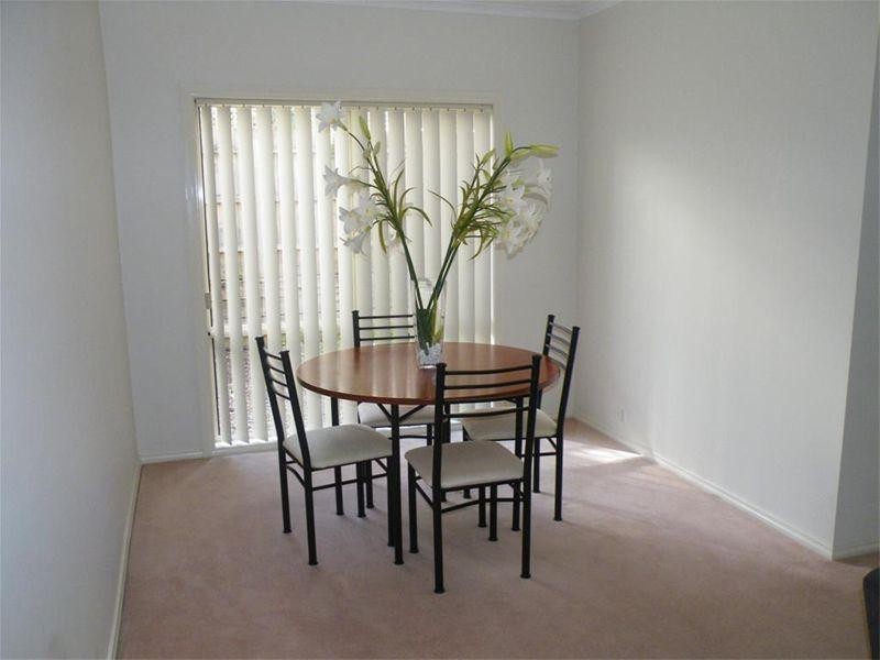 4 Solstice Walk, Glen Waverley VIC 3150