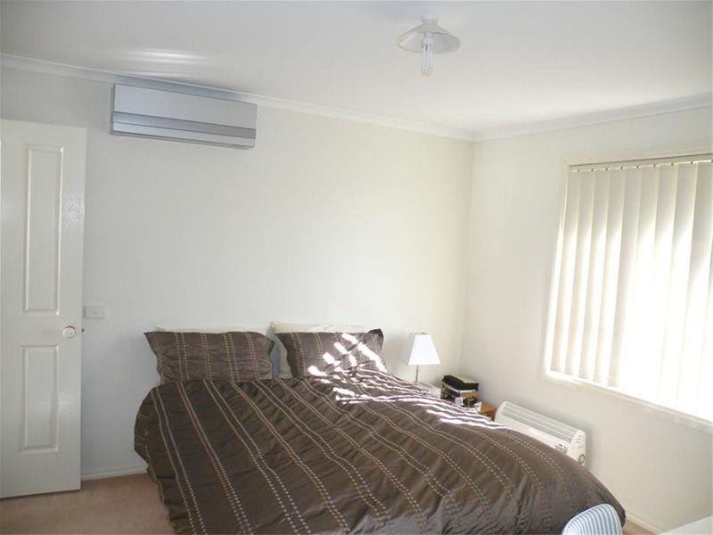 4 Solstice Walk, Glen Waverley VIC 3150