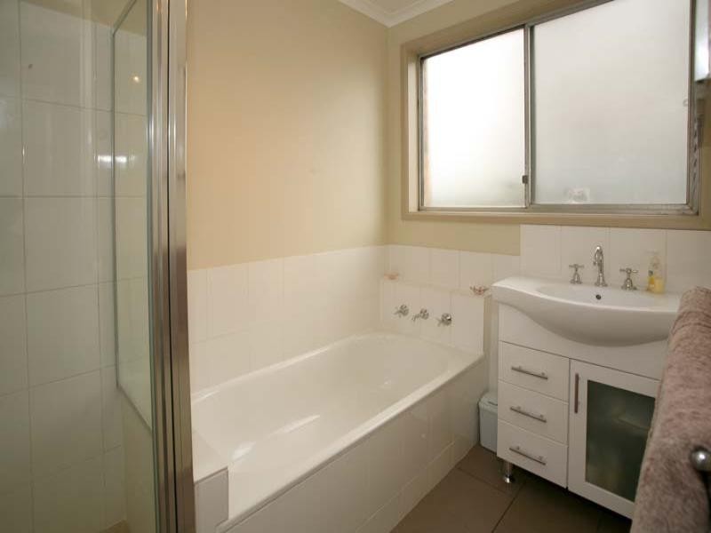 3 Landsborough Avenue, Wheelers Hill VIC 3150