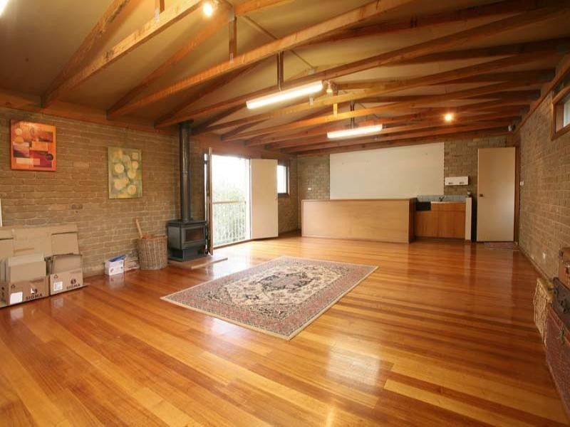 6 Fairview Avenue, Wheelers Hill VIC 3150