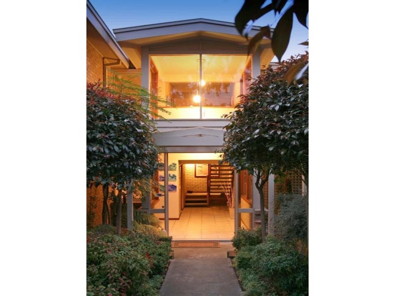 6 Fairview Avenue, Wheelers Hill VIC 3150