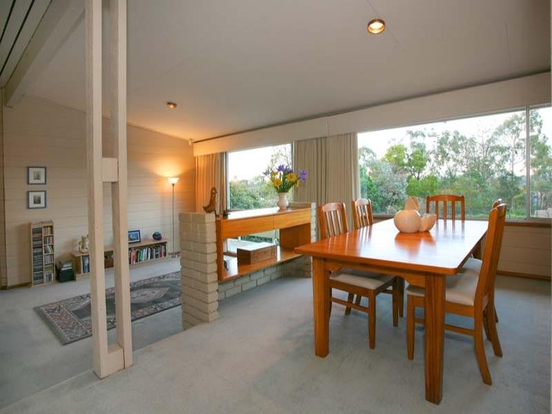 6 Fairview Avenue, Wheelers Hill VIC 3150