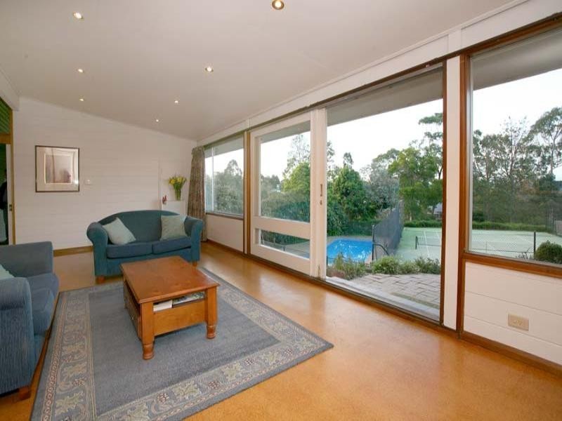 6 Fairview Avenue, Wheelers Hill VIC 3150