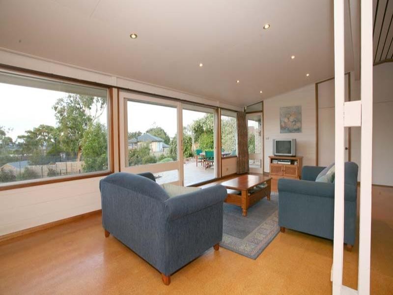 6 Fairview Avenue, Wheelers Hill VIC 3150