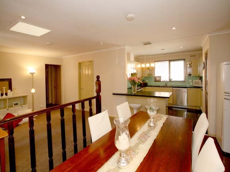 1/32 Myrtle Street, Glen Waverley VIC 3150