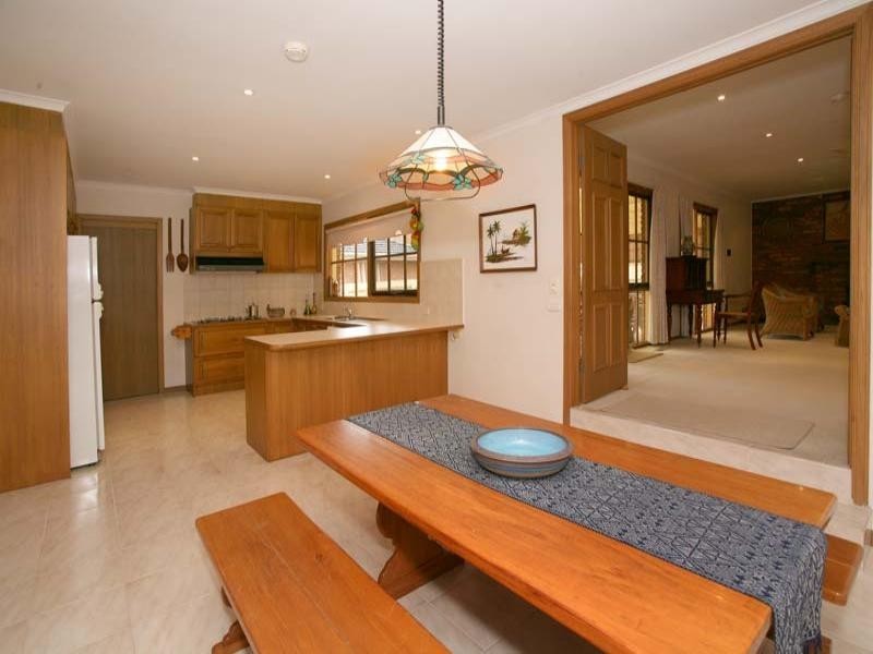 3 Renee Close, Mulgrave VIC 3170