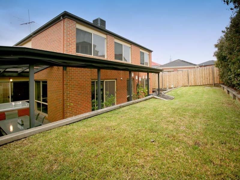 14 Thomas Arnold Avenue, Glen Waverley VIC 3150