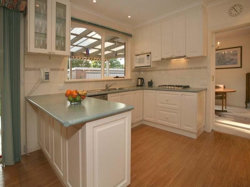 9 Roswell Street, Glen Waverley VIC 3150