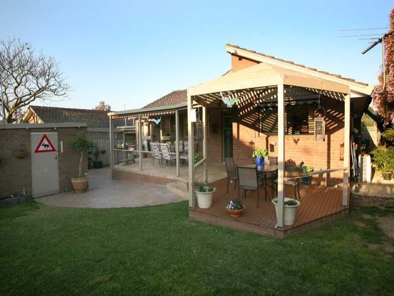 9 Roswell Street, Glen Waverley VIC 3150