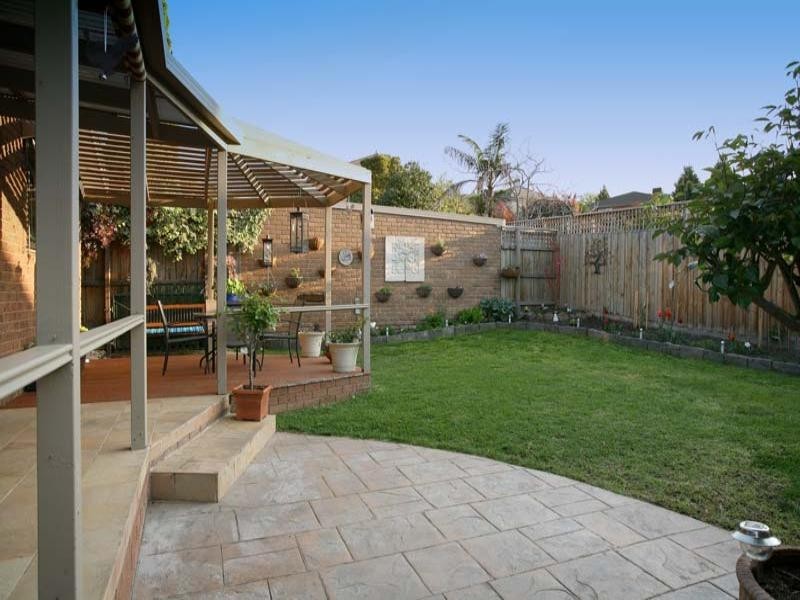 9 Roswell Street, Glen Waverley VIC 3150