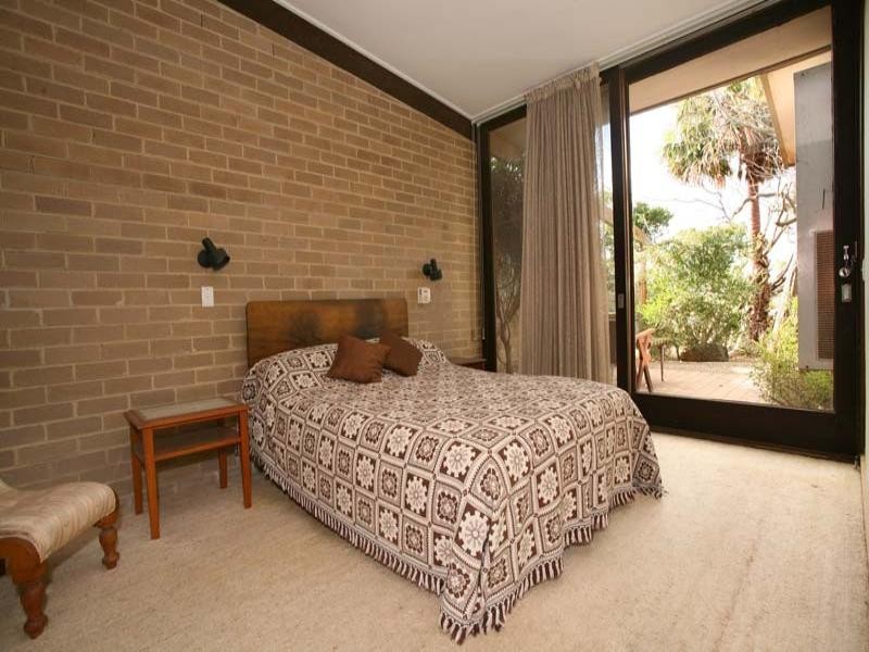 6 Stirling Crescent, Glen Waverley VIC 3150