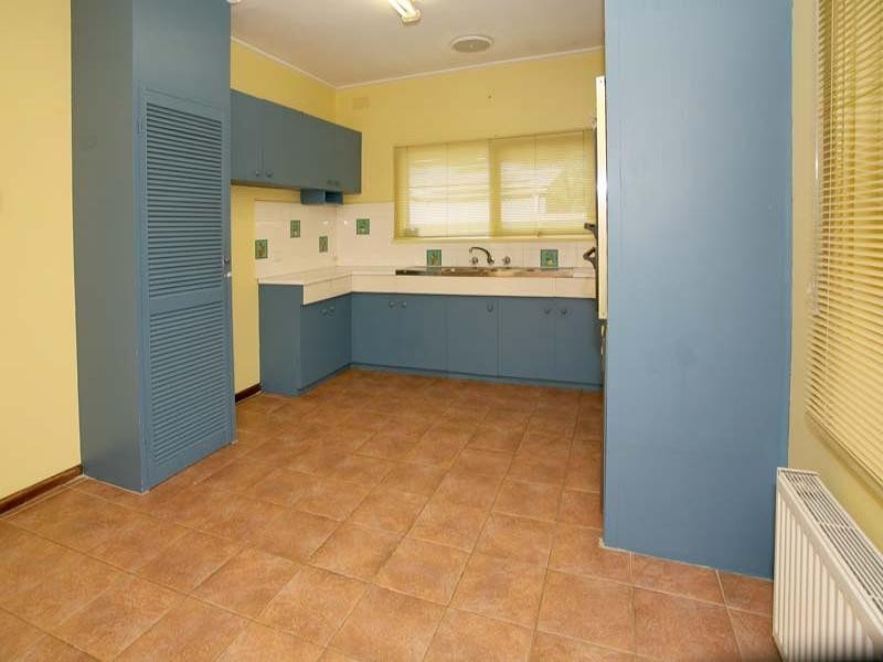 4 Wilfred Court, Glen Waverley VIC 3150
