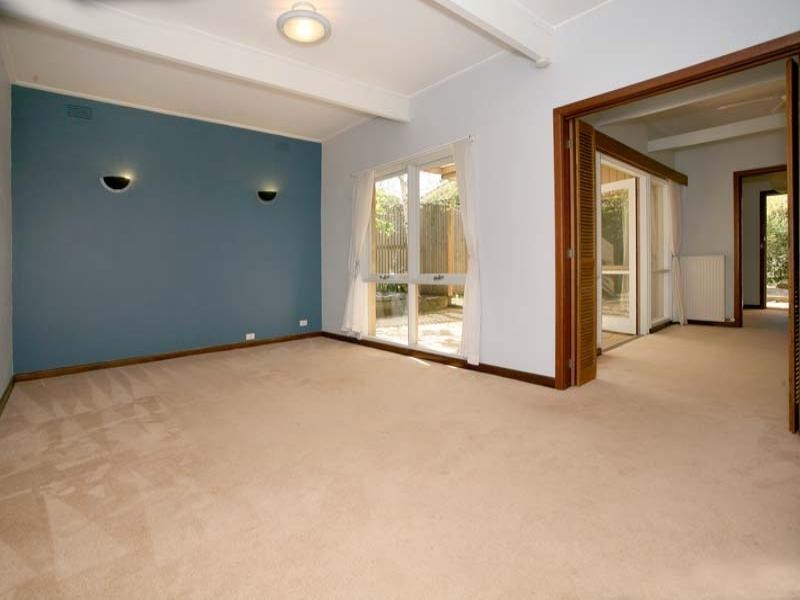 4 Wilfred Court, Glen Waverley VIC 3150