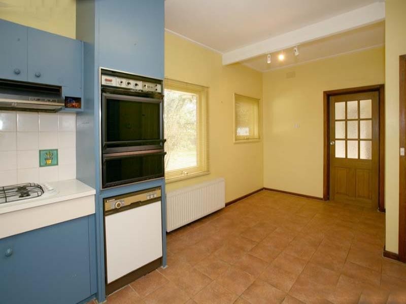 4 Wilfred Court, Glen Waverley VIC 3150