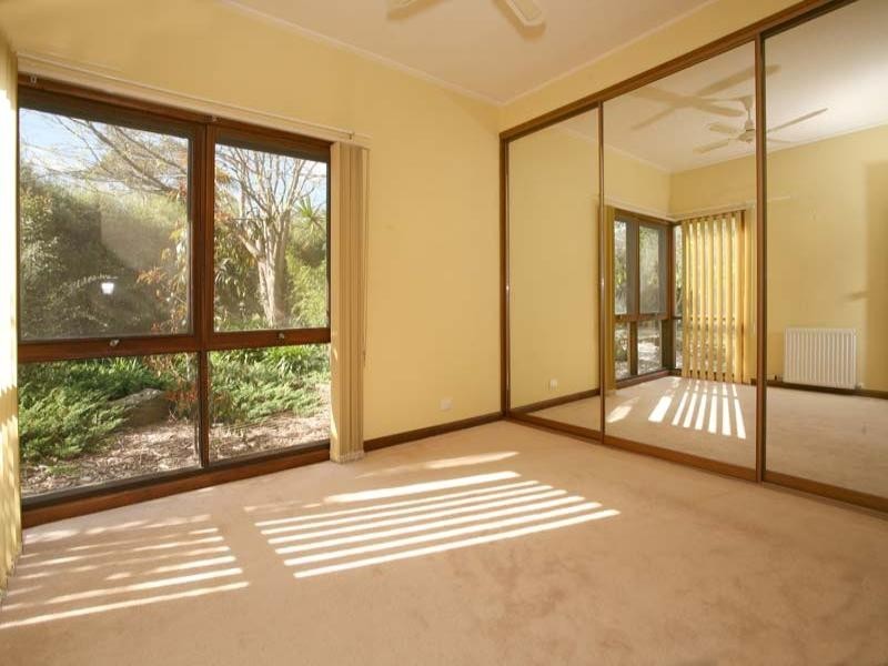 4 Wilfred Court, Glen Waverley VIC 3150