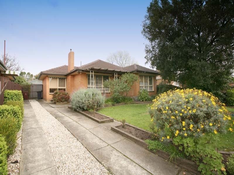 8 Hawdon Street, Dandenong North VIC 3175